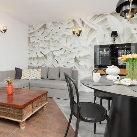 Blonia Wilanowskie Apartment Warsaw By Noclegi Renters Eksteriør billede
